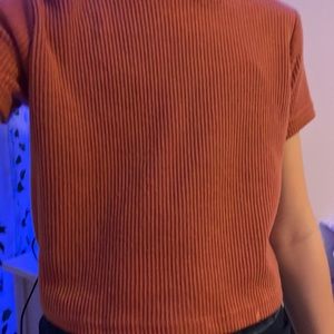 Crop top for every day outfit